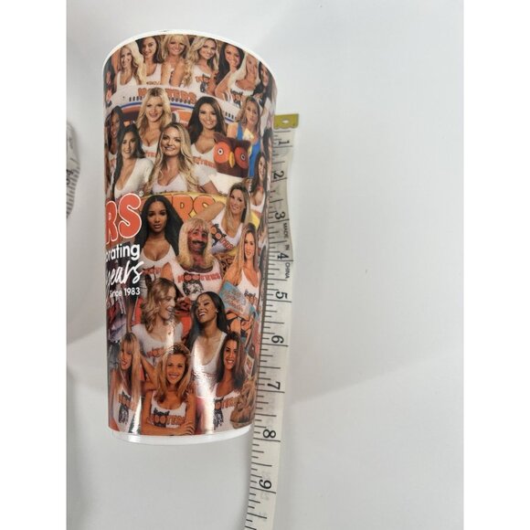 2 Lot Of Hooters 40 Year Anniversary Cups Pepsi Whitley Hard Plastic - Picture 8 of 9